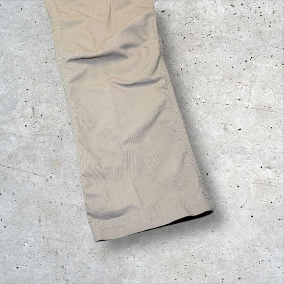 L.L.Bean Men’s Canvas Work Pants Tan 33x32 Reinforced Knees Utility Pockets - Picture 8 of 13